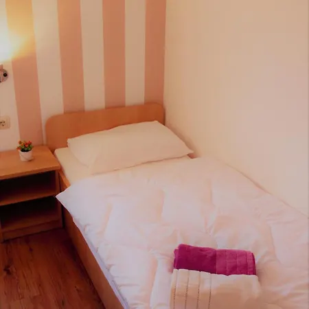 Pansion Casa Gagro Guest house 3*